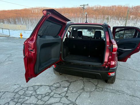 Used 2018 Ford EcoSport SE image 18