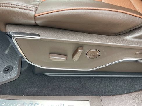 New 2026 Ford F250 King Ranch w/ FX4 Off-Road Package AWD/4WD image 6