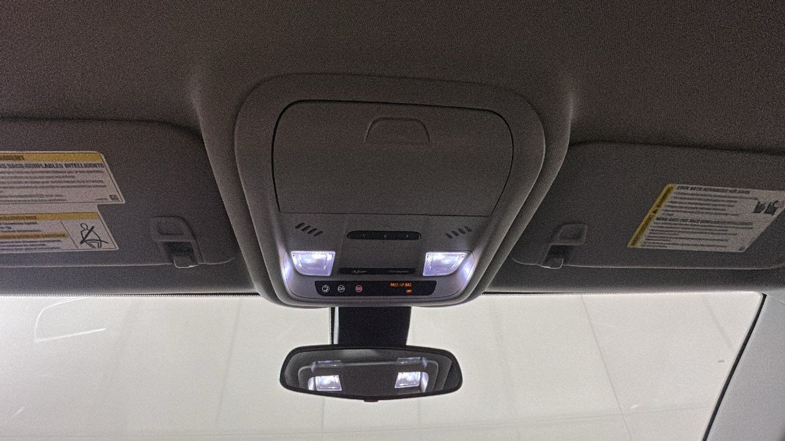 Used 2019 Chevrolet Equinox LT w/ Driver Convenience Package FWD image 31