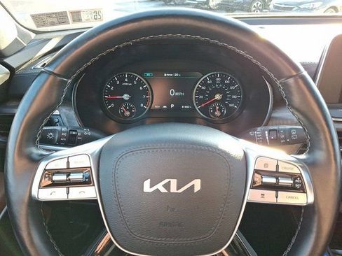 Used 2022 Kia Telluride SX w/ SX Prestige Package image 26
