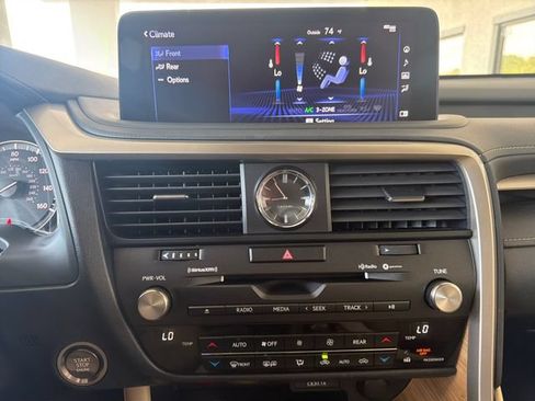 Used 2022 Lexus RX 350L Premium w/ Premium Package AWD/4WD image 38