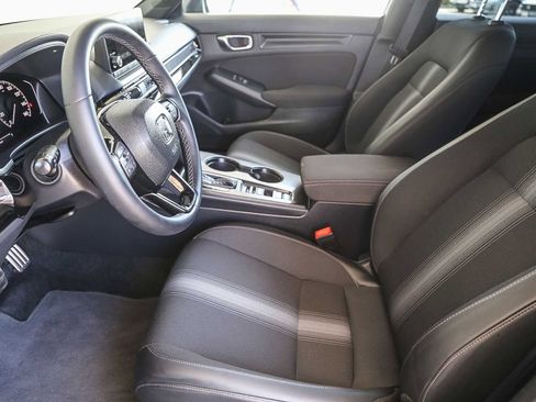 Used 2025 Honda Civic Sport image 21