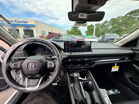 New 2026 Honda Accord Touring image 10