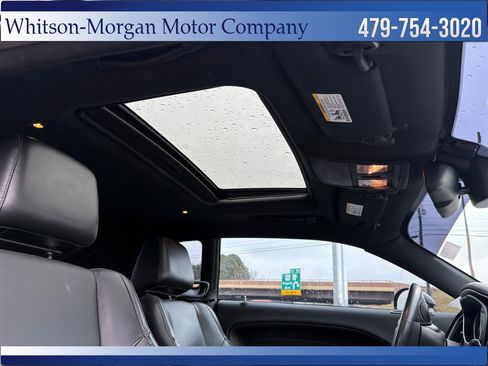 Used 2015 Dodge Challenger SXT Plus image 12