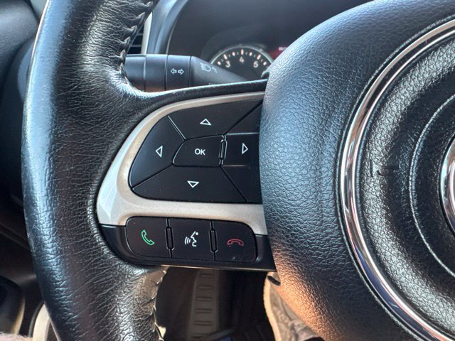 Used 2016 Jeep Renegade Limited AWD/4WD image 22