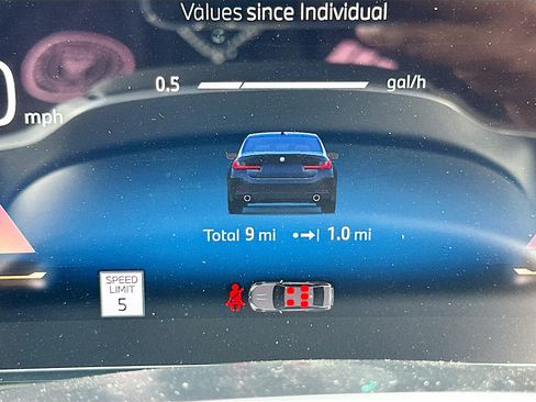 New 2026 BMW 330i Sedan w/ Convenience Package RWD image 9