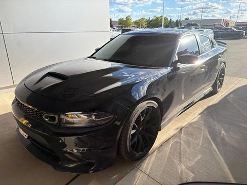 Used 2021 Dodge Charger R/T w/ Blacktop Package RWD image 2