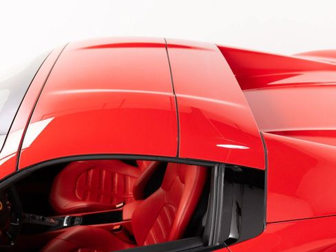 Certified 2017 Ferrari 488 Spider RWD image 37