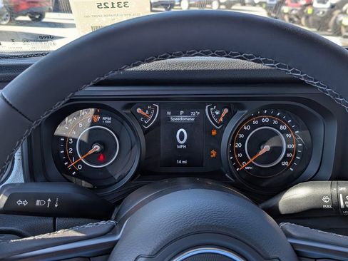 New 2026 Jeep Gladiator Sport image 9