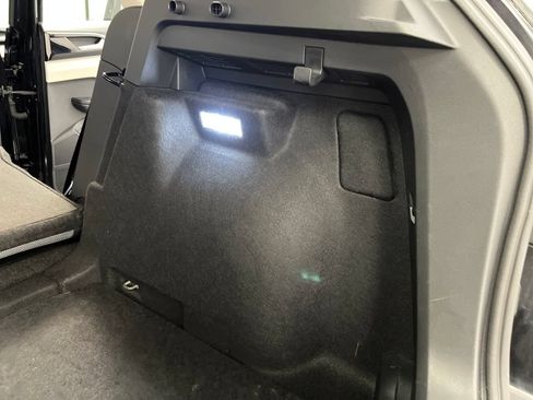 Used 2025 Volkswagen Taos S FWD image 38