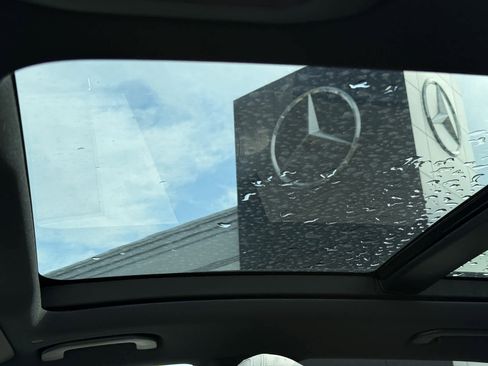 Used 2025 Mercedes-Benz GLE 450 4MATIC image 28