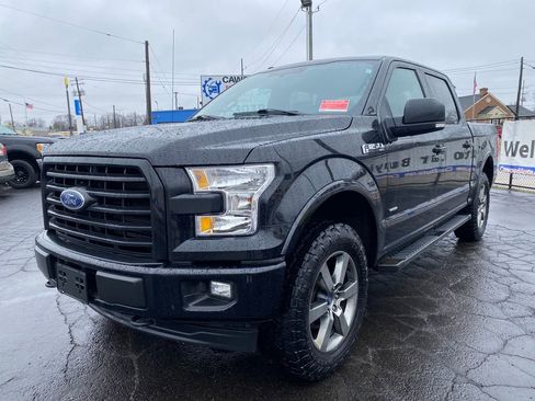 Used 2017 Ford F150 XLT w/ Equipment Group 302A Luxury image 8