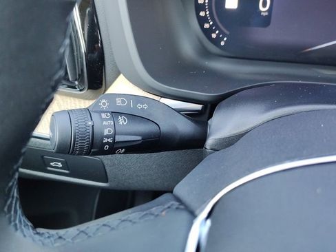 New 2026 Volvo XC60 B5 Plus w/ Protection Package Premier image 16