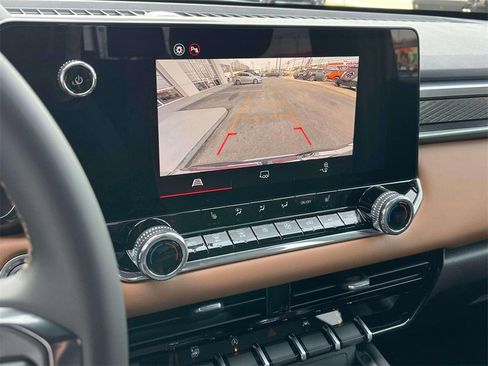 New 2026 GMC Canyon AT4 image 28