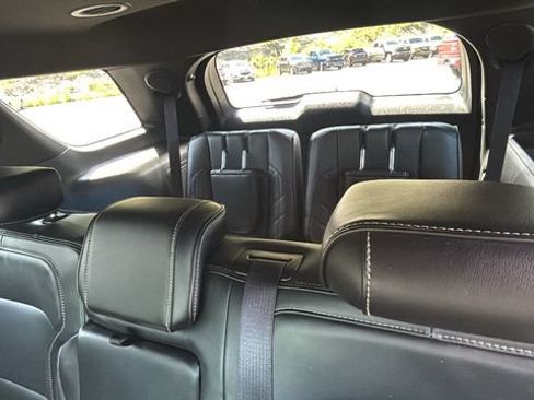 Used 2017 Ford Explorer Platinum AWD/4WD image 20