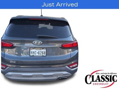 Used 2019 Hyundai Santa Fe SE image 13