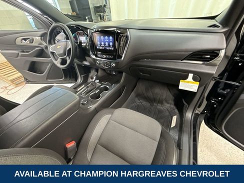 Certified 2023 Chevrolet Traverse LT FWD image 37