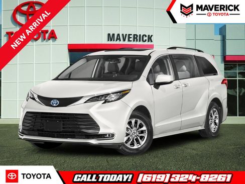 Used 2021 Toyota Sienna XLE FWD image 1