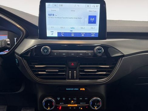 Used 2023 Ford Escape Active image 5