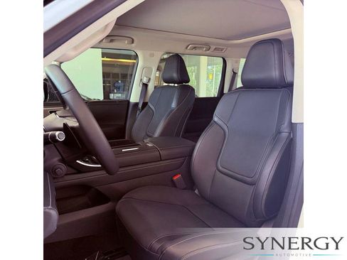 Certified 2026 INFINITI QX80 Pure AWD/4WD image 25