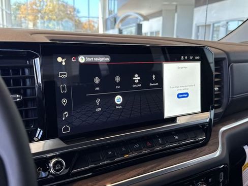 New 2026 GMC Sierra 1500 SLT w/ SLT Premium Package image 17