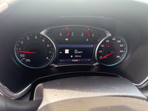 Used 2020 Chevrolet Equinox LT image 21