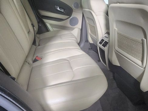 Used 2019 Land Rover Range Rover Evoque SE image 18