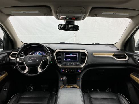 Used 2018 GMC Acadia Denali w/ Technology Package AWD/4WD image 31