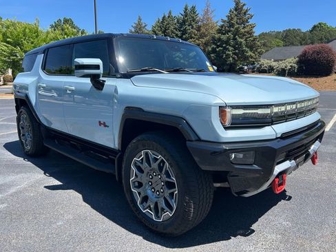 Used 2025 GMC Hummer EV 3X w/ LPO, Sport Package AWD/4WD image 22