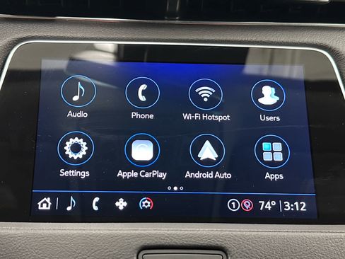 Used 2023 Cadillac XT4 Luxury w/ Cold Weather Package AWD/4WD image 35