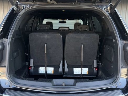 Used 2018 Ford Explorer XLT w/ Equipment Group 202A image 21