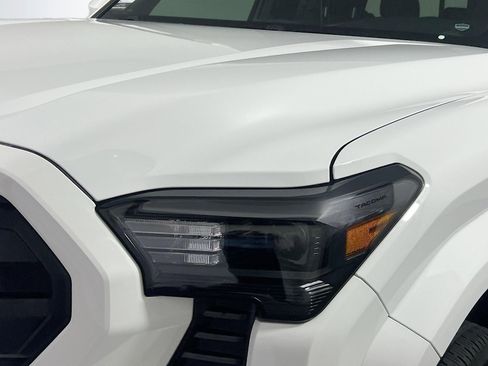 Used 2024 Toyota Tacoma SR5 image 11