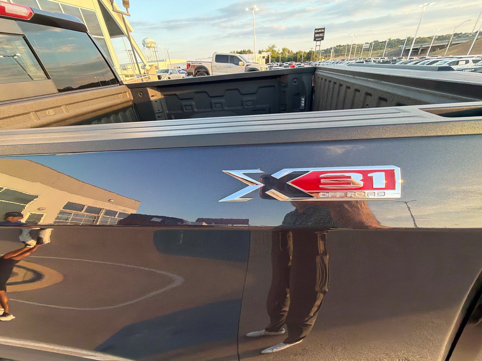 Used 2025 GMC Sierra 1500 Elevation w/ Elevation Premium Package AWD/4WD image 15