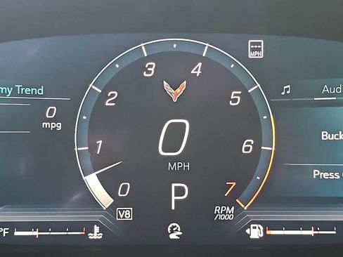 Used 2022 Chevrolet Corvette Stingray Preferred Cpe w/ Z51 Performance Package image 21