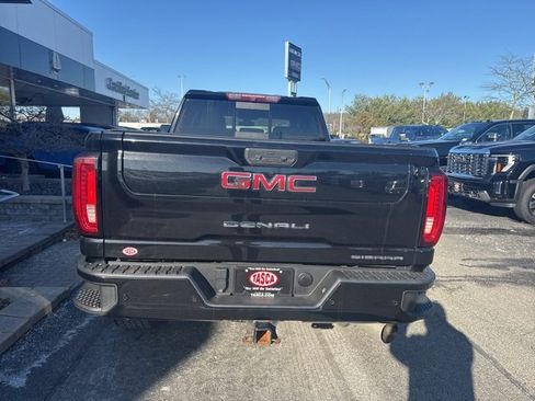Used 2022 GMC Sierra 2500 Denali image 9
