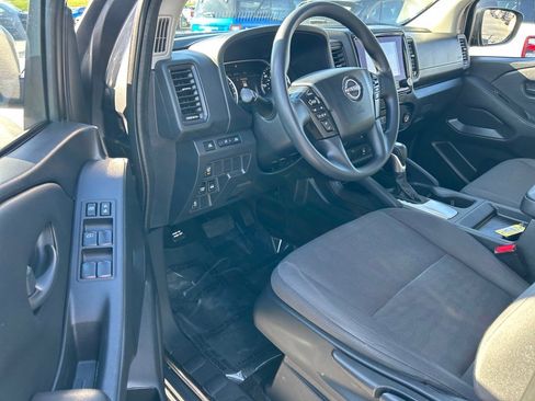 Used 2022 Nissan Frontier S w/ Technology Package image 5