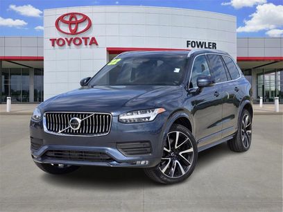 Used 2022 Volvo XC90 T6 Momentum w/ Advanced Package