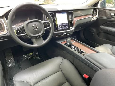 Certified 2025 Volvo V60 B5 Cross Country Plus AWD/4WD image 17