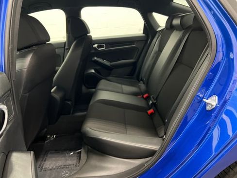 Used 2023 Honda Civic Sport image 17