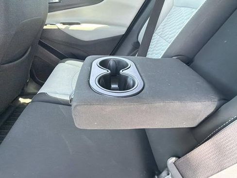 Used 2019 Chevrolet Equinox LS FWD image 20