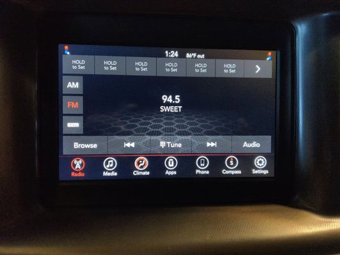 Used 2021 Dodge Charger SXT image 25