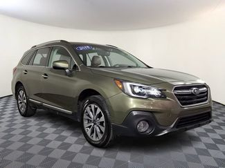 Used 2018 Subaru Outback 3.6R Touring AWD/4WD video 1