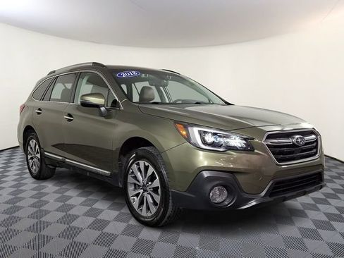 Used 2018 Subaru Outback 3.6R Touring AWD/4WD image 1