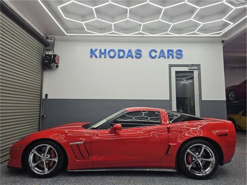 Used 2012 Chevrolet Corvette Grand Sport w/ 3LT Preferred Equipment Group RWD image 2