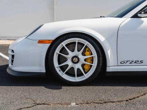 Used 2011 Porsche 911 GT2 RS RWD image 7