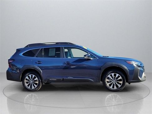 Used 2023 Subaru Outback Limited image 9
