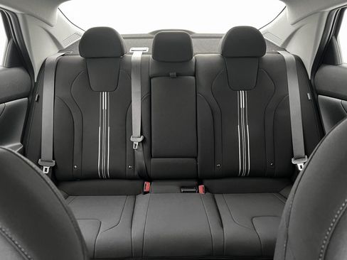 New 2025 Hyundai Elantra SEL image 16