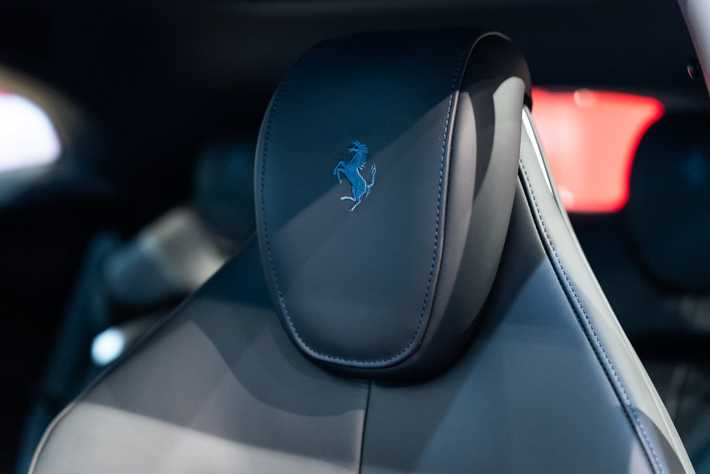 Used 2026 Ferrari Purosangue AWD/4WD image 6