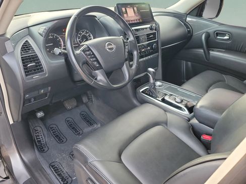 Certified 2022 Nissan Armada SV w/ SV Appearance Package image 18