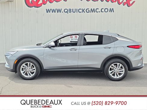 Used 2025 Buick Envista Preferred w/ Convenience I Package FWD image 4